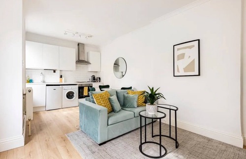 Archway Apartment | Stylish one bedroom apartment in Greater London