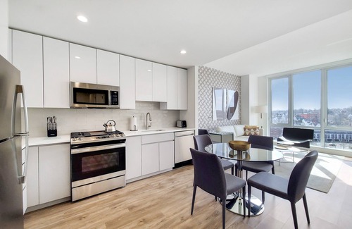 White Plains Apartment | Stylish One Bedroom in White Plains - Near transit