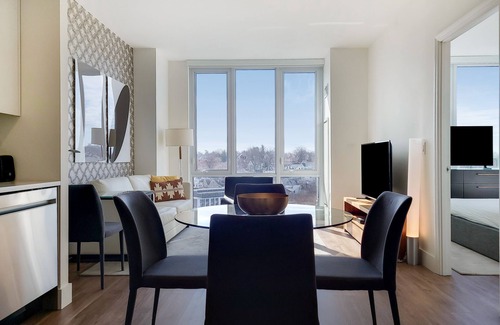 White Plains Apartment | Stylish One Bedroom in White Plains - Near transit