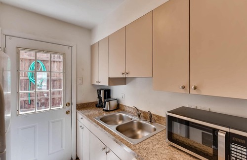 Oak Lawn Apartment | Stylish pad with patio and trail access