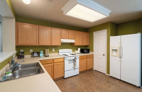Maverick Creek House | Stylish, Pet Friendly | 6 Flags and La Cantera