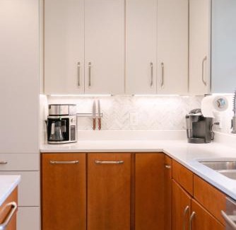 Franklin House | Stylish Private Home 1 mile from Downtown Franklin