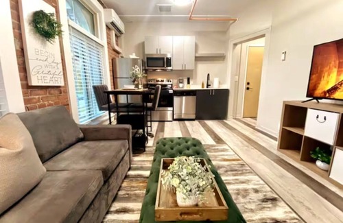 Midtown Apartment | Stylish & quiet 1BR w/free Wi-Fi