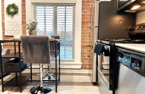 Midtown Apartment | Stylish & quiet 1BR w/free Wi-Fi