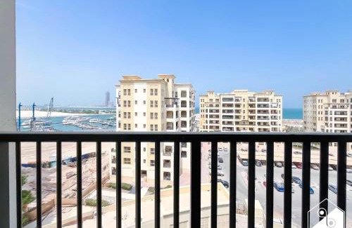 Al Hamra Village Apartment | Stylish RAK Studio l Balcony, Pool & Fitness