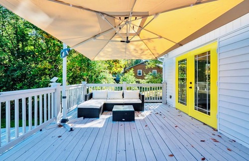 North Raleigh House | Stylish Raleigh Retreat near North Hills