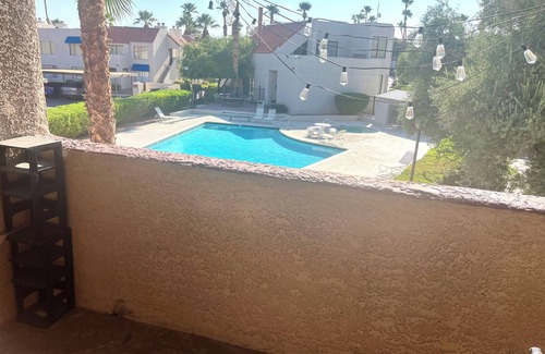 Chinatown Condo | Stylish remodeled 2bed &2bath by the Vegas Strip!