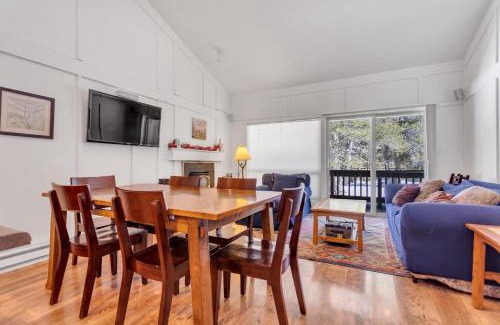 Bear Valley Apartment | Stylish, Remodeled Condo - Creekside #14