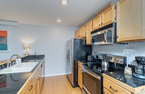 Telluride Condo | Stylish Retreat by Gondola & Main Street, Needle Rock 3
