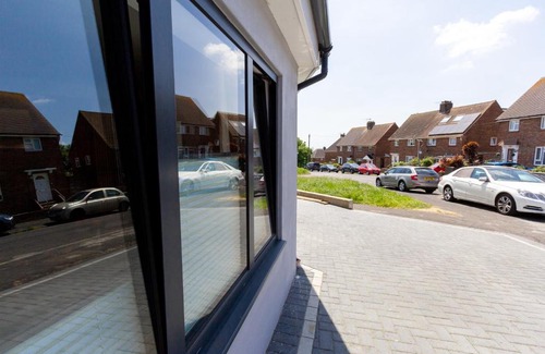 Hove Apartment | Stylish Retreat