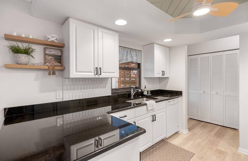 Port Charlotte - Charlotte Harbor House | Stylish retreat with Heated Saltwater Pool Beautiful home near Charlotte Harbor!