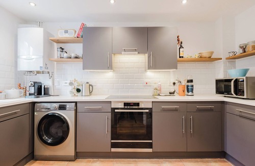 Tetbury House | Stylish Retreat with Garden in Tetbury