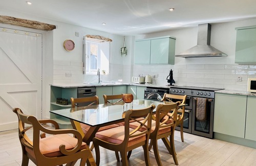 Redbrook Cottage | Stylish & Rural Luxury Cottage