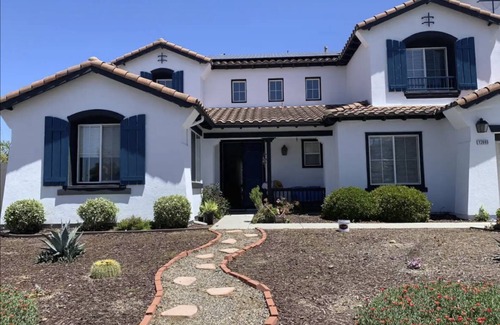 Rancho Penasquitos House | Stylish San Diego Oasis with Jacuzzi, Pool, Firepit and Close to Great Trails