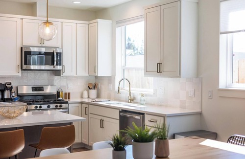 Ponderay House | Stylish Sandpoint Retreat Near Downtown & Lake - EV Charger + Family-Friendly