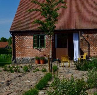 Borrby House | Stylish seaside barn