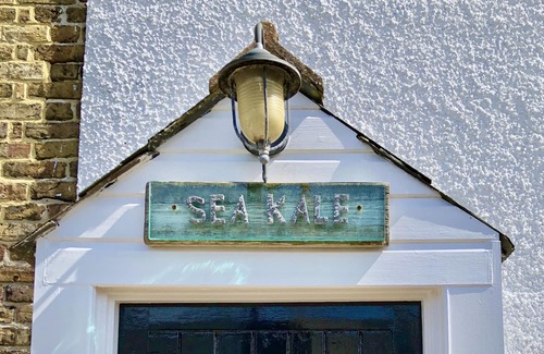 Rye Harbour Cottage | Stylish Seaside Cottage With Nature Reserve, River And Sea Views