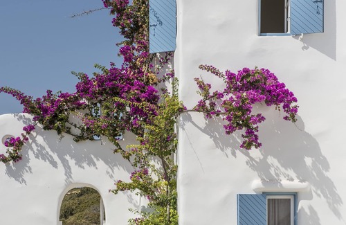 Santa Maria Villa | Stylish seaside private villa with pool, 1min from Mikri Santa sandy beach!