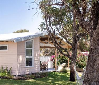 Falcon House | Stylish Shack Falcon Bay