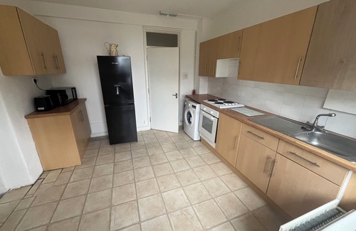 Weavers Apartment | Stylish Shoreditch apartment modern comfort in the heart of London. Pet friendly