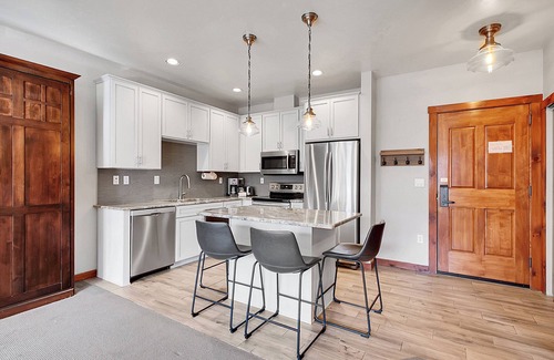 Peak 9 Condo | Stylish Ski-in,Ski-out Main Street Station Condo - Mountain & Lake Views, Pools