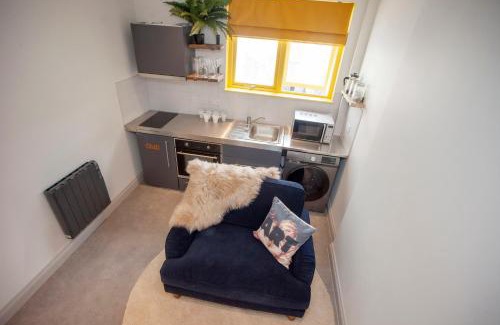 Cardiff City Centre Apartment | Stylish Snug Aparthotel by Principality Stadium