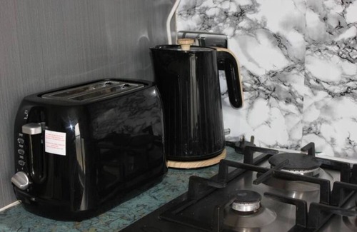 Southwark Apartment | Stylish & Spacious 1 bed flat next to station