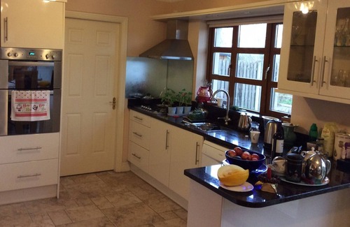 Ennistimon Cottage | Stylish, Spacious, Family friendly, Comfortable Home near Wild Atlantic Way