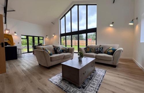 Foxley House | Stylish & Spacious Getaway