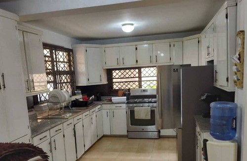 Georgetown House | Stylish, Spacious, Serene Eccles Residence.