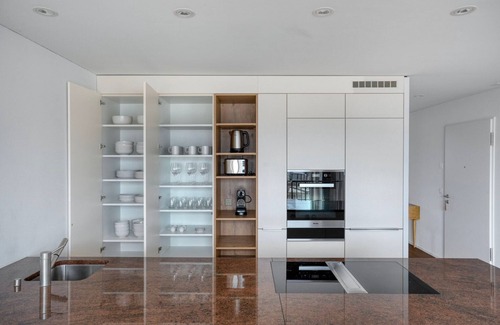 St. Johann Apartment | Stylish St. Johann 2BR w/Parking & W/D, nr River, by Blueground