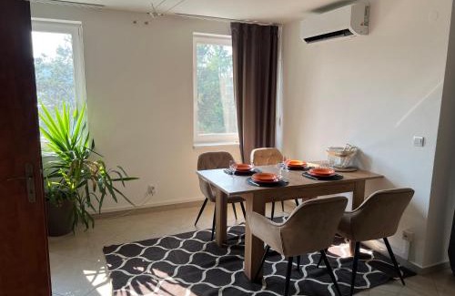 Presov Apartment | Stylish Stay Prešov, Panoramic View & parking