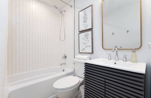 Jacksonville Beach Apartment | Stylish studio steps from the sand!