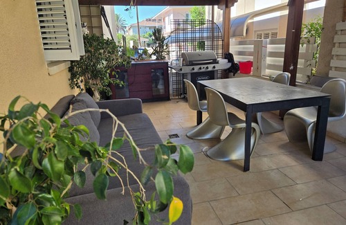 Egkomi Apartment | Stylish studio flat with outdoor 5 min to everything in engomi