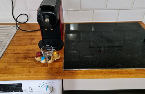 Brownswood Apartment | Stylish studio- 15mins to Central London!
