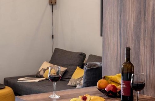 Tel Aviv Promenade Apartment | Stylish Studio Apt w Balcony 3-min From the Beach by Sea N' Rent