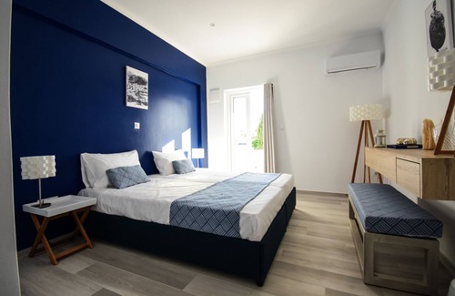 Mirties Hotel | Stylish Studio Close To The Beach & The Ferry To Telendos