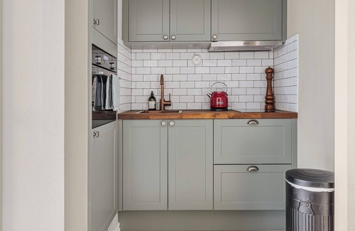 Sodermalm Apartment | Stylish Studio in Central Södermalm on Mariaberget