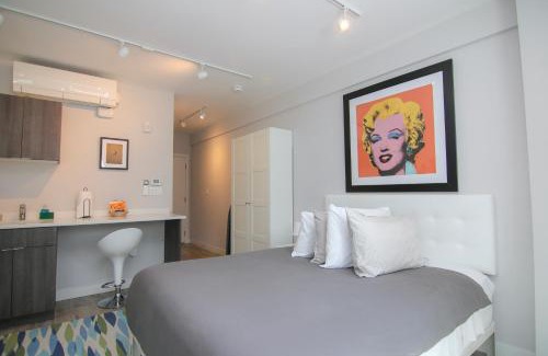 Griggs Park Apartment | Stylish Studio in Brookline-5min train to Boston. #2