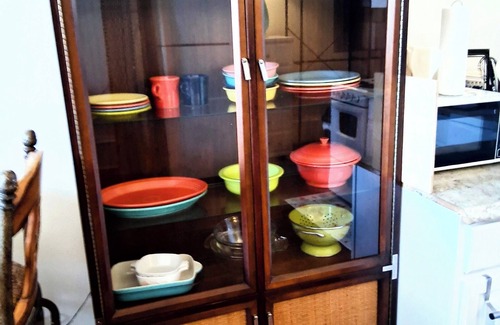 Faubourg Lafayette Apartment | Stylish studio in vibrant New Orleans