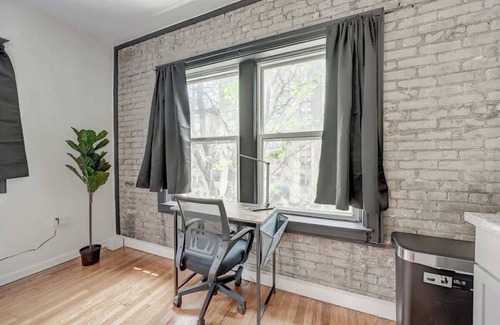 Lower East Side Apartment | Stylish Studio | McKinley Beach & Brady St. Vibes