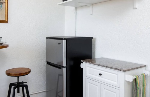 Rampart Village Apartment | Stylish Studio Minutes to Downtown