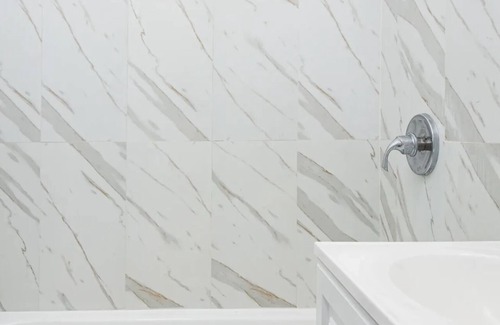 Rampart Village Apartment | Stylish Studio Minutes to Downtown