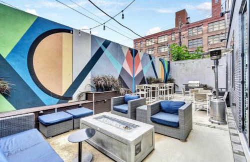Passyunk Square Apartment | Stylish Studio w/Patio by Italian Market