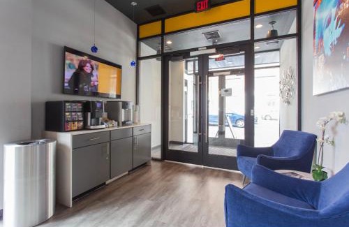 Passyunk Square Apartment | Stylish Studio w/Patio by Italian Market