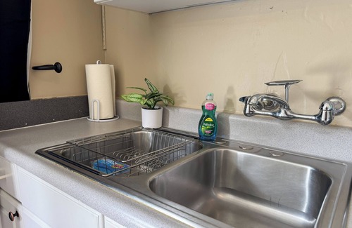 Santa Ana Apartment | Stylish Studio w/Smart TV, WIFI, Kitchenette and Parking near Disney & Beach