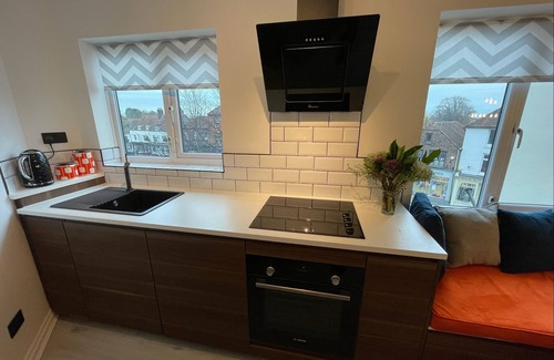 Chichester Apartment | Stylish three bedroom apartment in Chichester