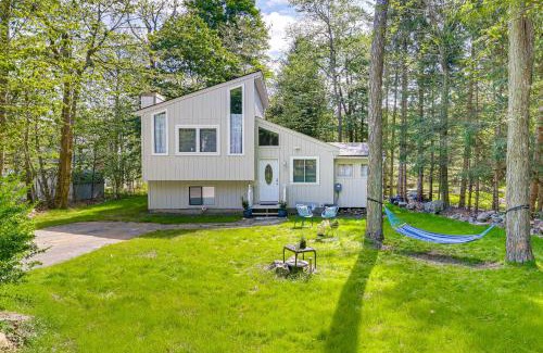 Tobyhanna House | Stylish Tobyhanna Home with Fire Pit and Lake Access!