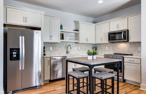 Greenwood House | Stylish Townhouse in East Nashville