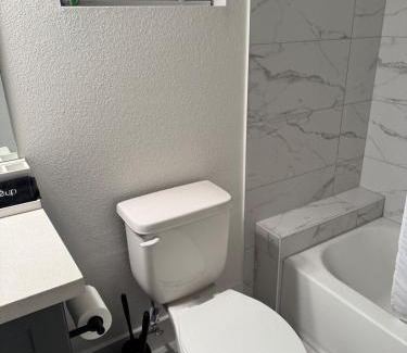 Northside House | Stylish townhouse near downtown
